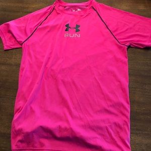 Men’s run Underarmour shirt